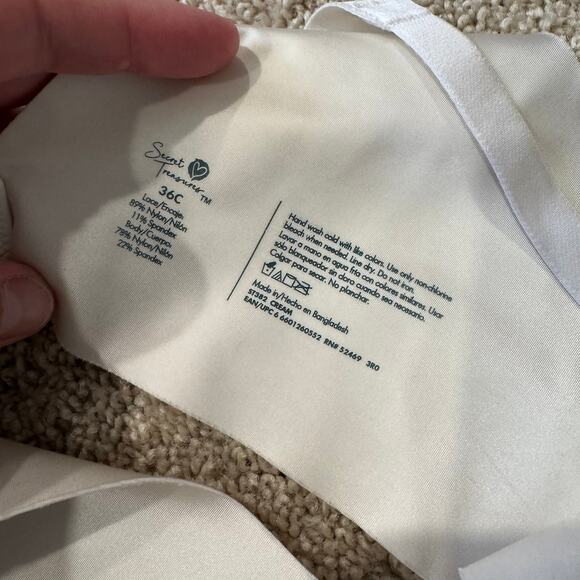 Secret Treasures Off-White Floral Lace Overlay Underwire Bra Women's Size 36C - Picture 5 of 5